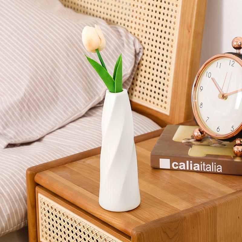 Minimalist Living Room Dried Flower Vase Decor - Milk White