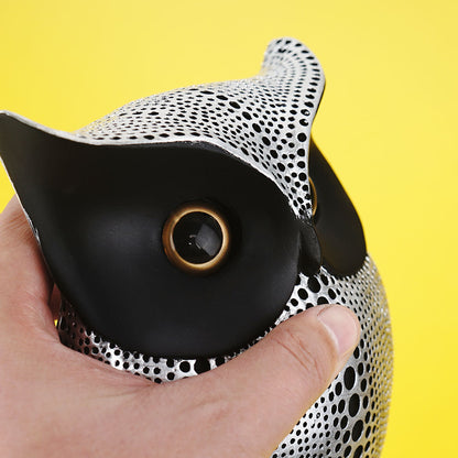 White resin owl statue - modern perforated design for living room TV cabinet and entryway decoration