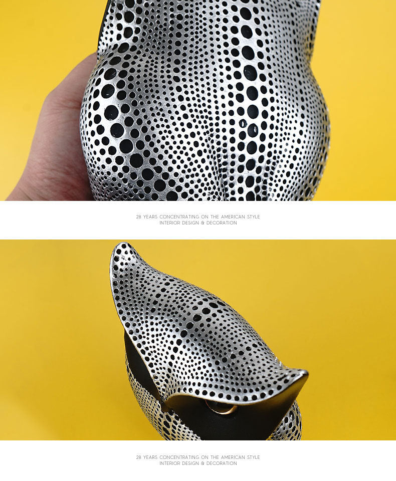 Black silver resin owl statue - modern perforated design for living room TV cabinet and entryway decoration
